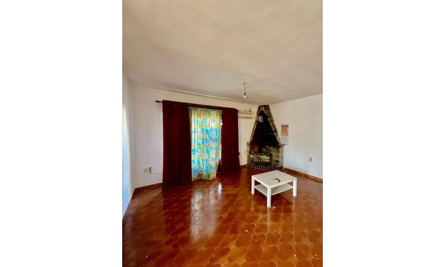 Resale - Villa -
Torrevieja - Aguas Nuevas
