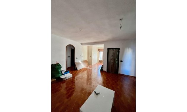 Resale - Villa -
Torrevieja - Aguas Nuevas