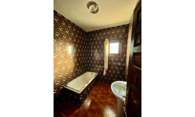 Resale - Villa -
Torrevieja - Aguas Nuevas