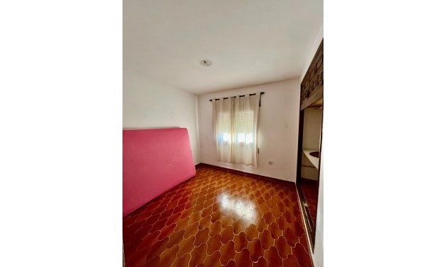 Resale - Villa -
Torrevieja - Aguas Nuevas