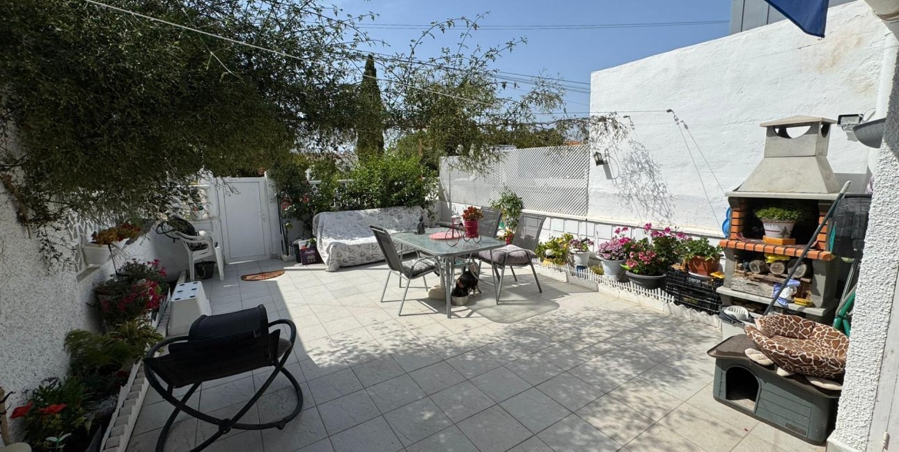 Resale - Bungalow -
Torrevieja - Torretas  - La Siesta - El Limonar