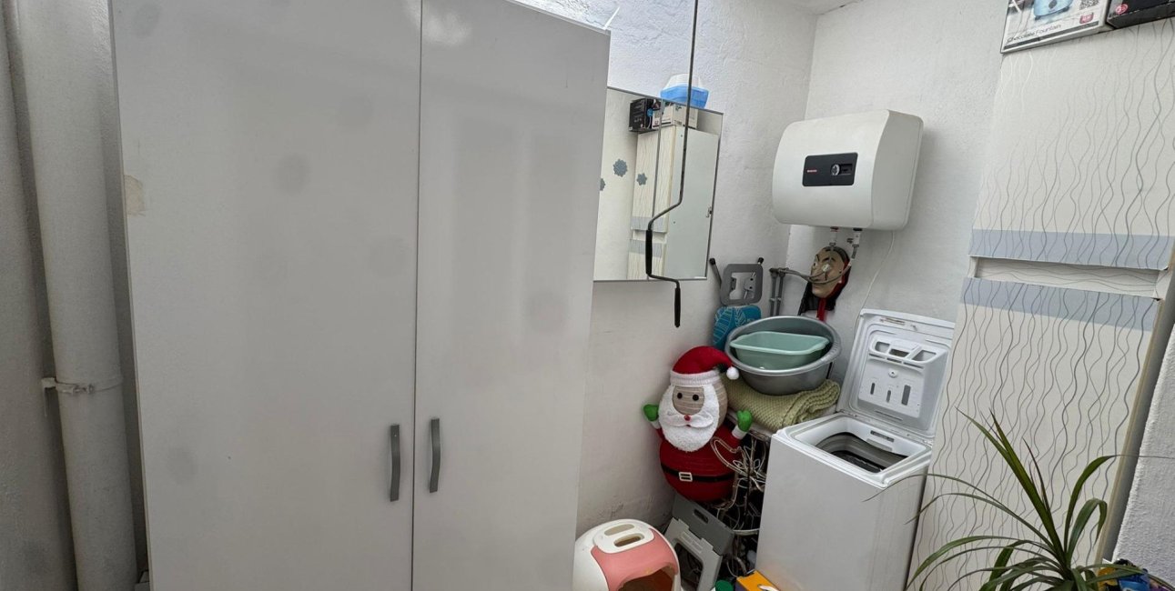 Resale - Bungalow -
Torrevieja - Torretas  - La Siesta - El Limonar