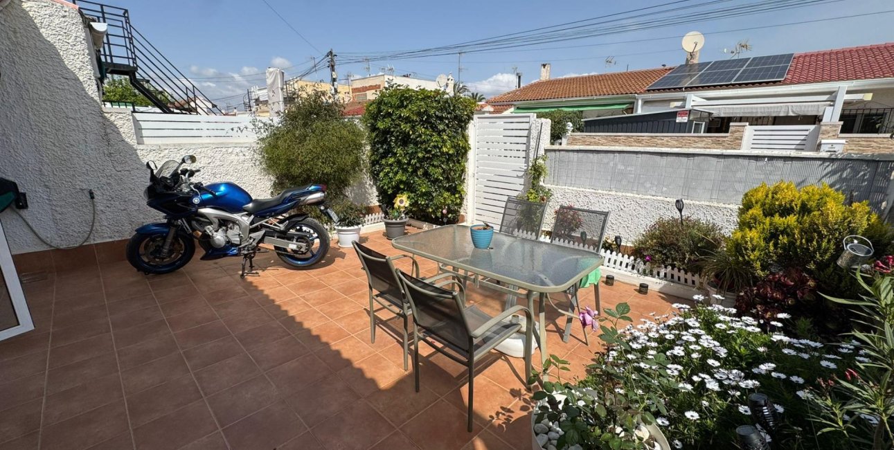 Rynek wtórny - Bungalowy -
Torrevieja - Torretas - La Siesta - El Limonar