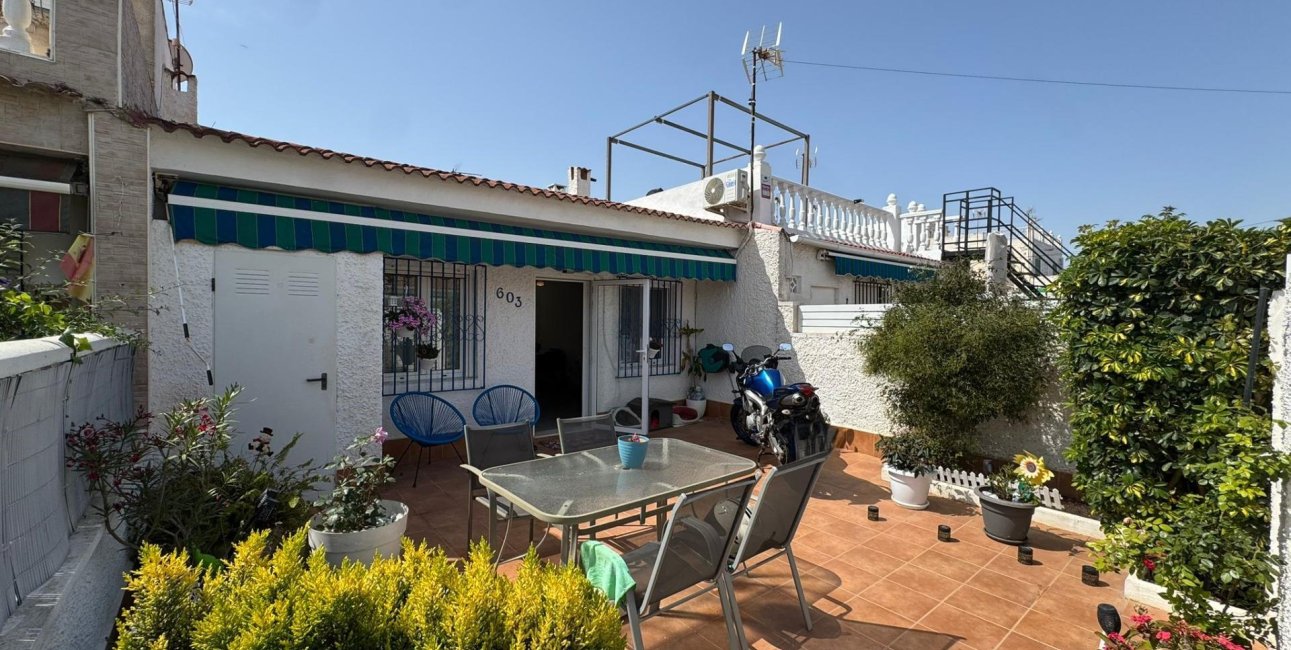 Rynek wtórny - Bungalowy -
Torrevieja - Torretas - La Siesta - El Limonar