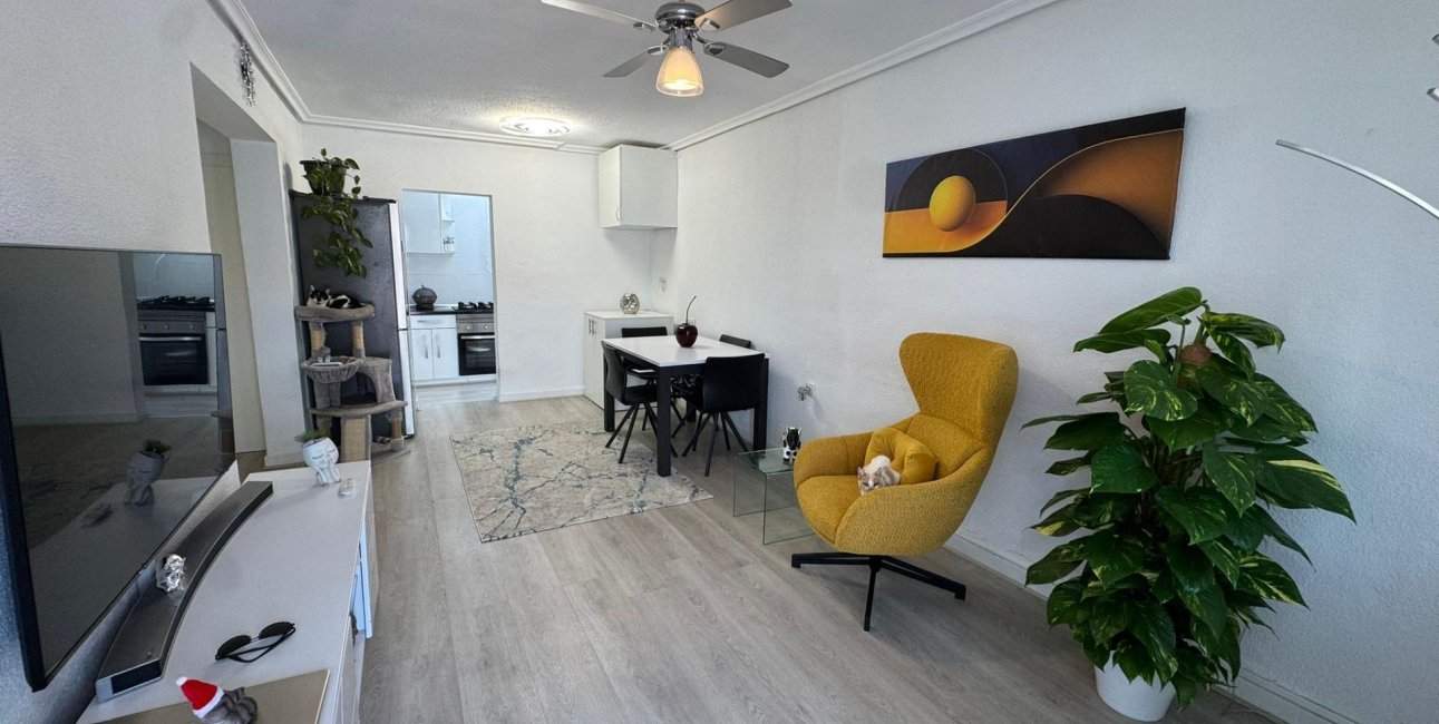 Rynek wtórny - Bungalowy -
Torrevieja - Torretas - La Siesta - El Limonar