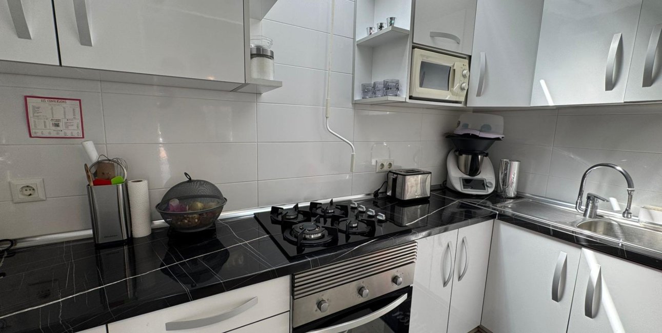 Rynek wtórny - Bungalowy -
Torrevieja - Torretas - La Siesta - El Limonar