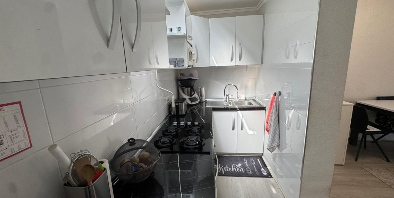 Rynek wtórny - Bungalowy -
Torrevieja - Torretas - La Siesta - El Limonar