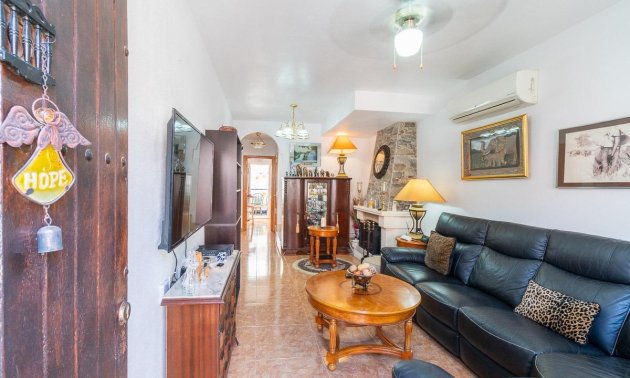 Rynek wtórny - Dom Szeregowy -
Orihuela Costa - PAU 8