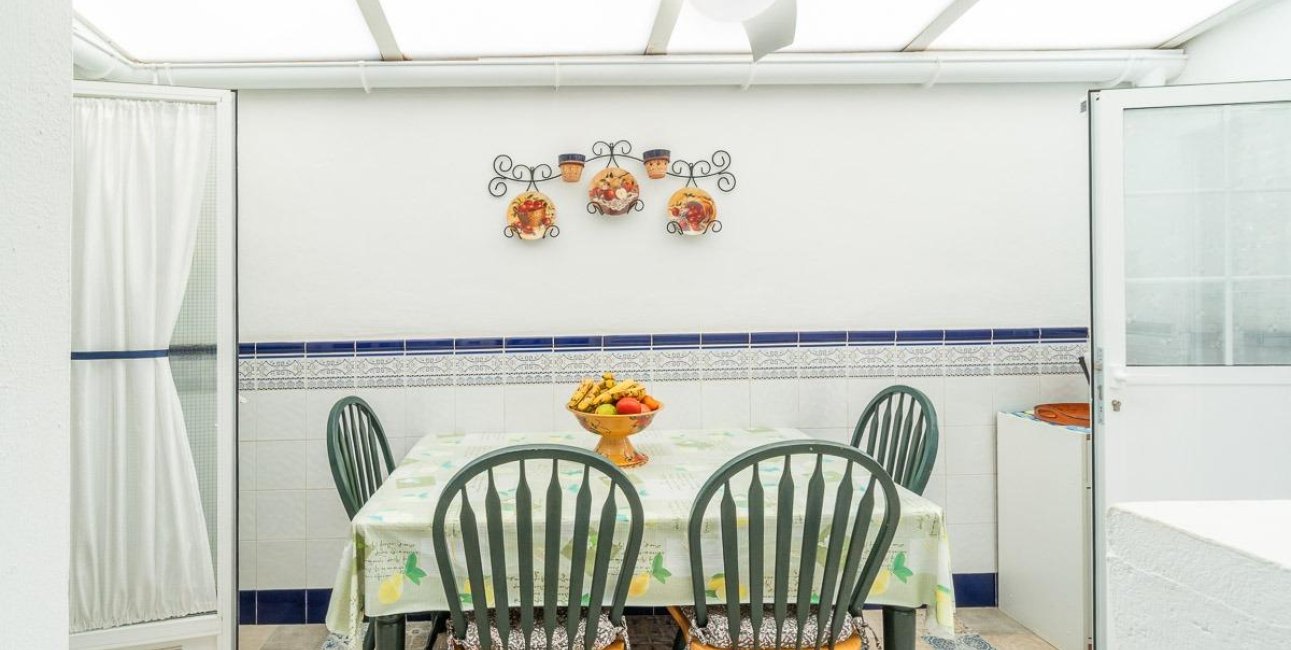 Rynek wtórny - Dom Szeregowy -
Orihuela Costa - PAU 8