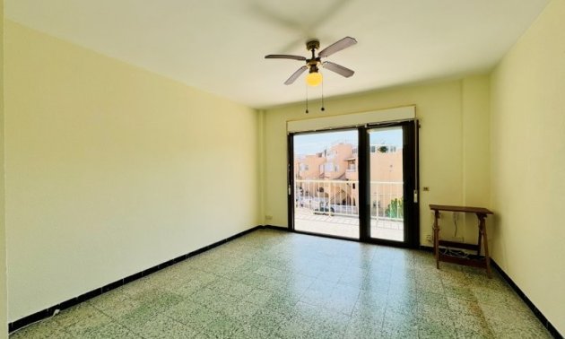 Resale - Apartment / flat -
Torrevieja - La Mata