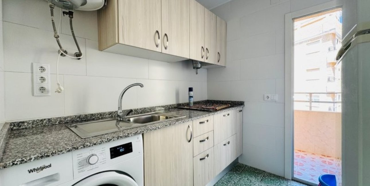 Resale - Apartment / flat -
Torrevieja - La Mata
