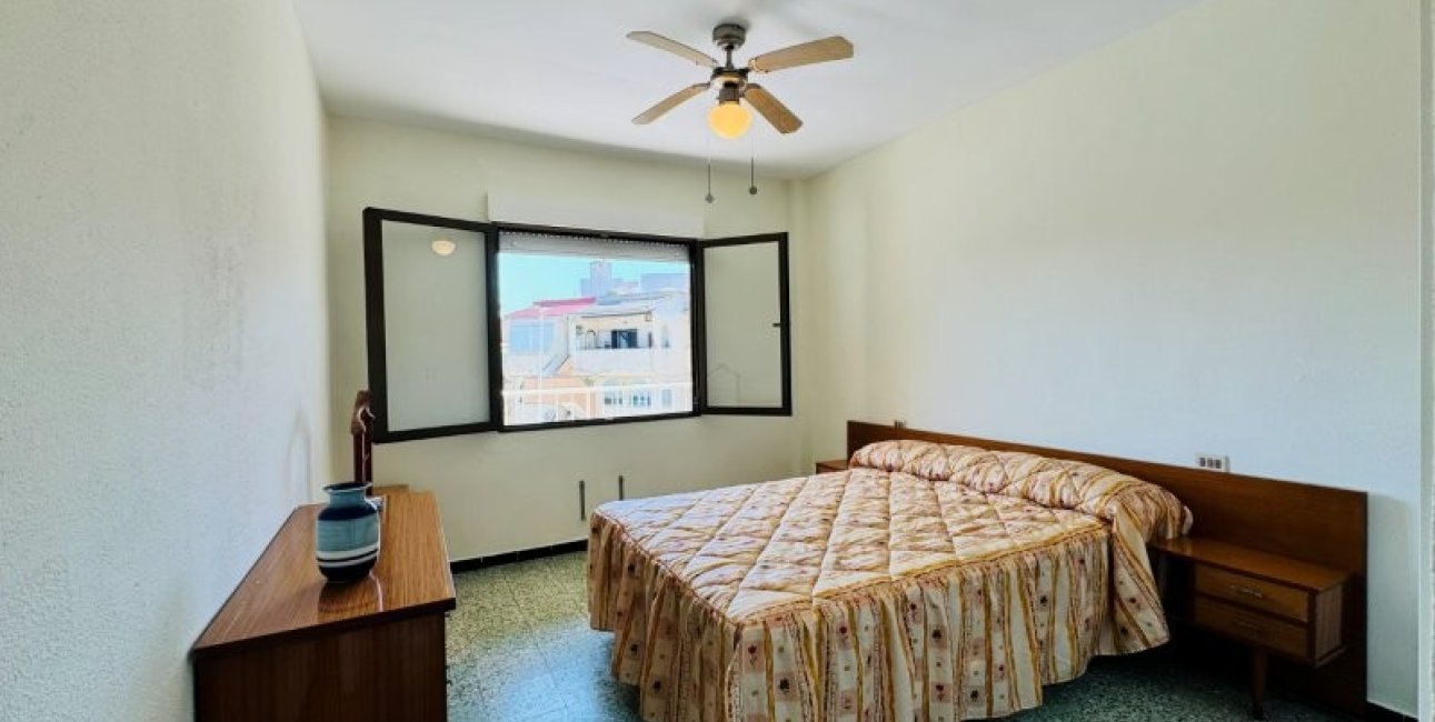Resale - Apartment / flat -
Torrevieja - La Mata