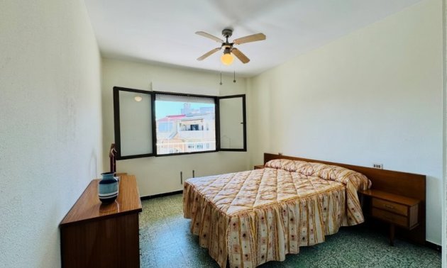 Resale - Apartment / flat -
Torrevieja - La Mata
