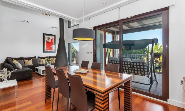 Resale - Villa -
Algorfa - La Finca Golf Resort