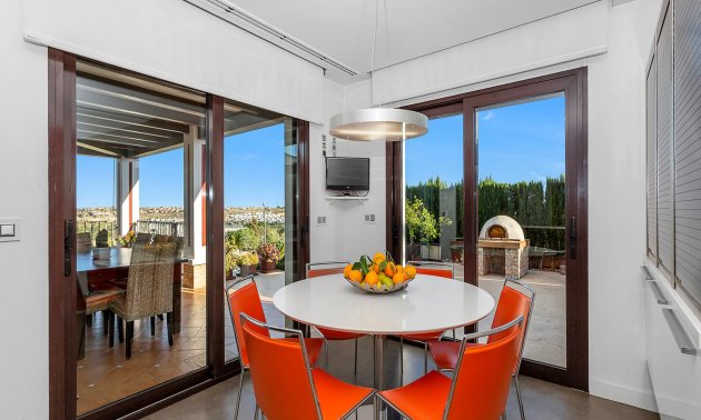 Resale - Villa -
Algorfa - La Finca Golf Resort