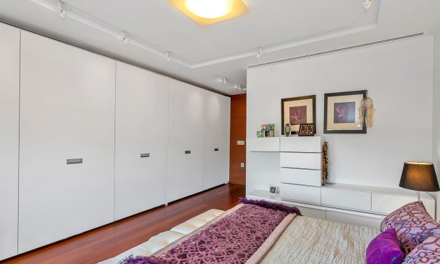 Resale - Villa -
Algorfa - La Finca Golf Resort