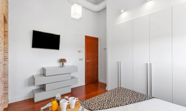 Resale - Villa -
Algorfa - La Finca Golf Resort