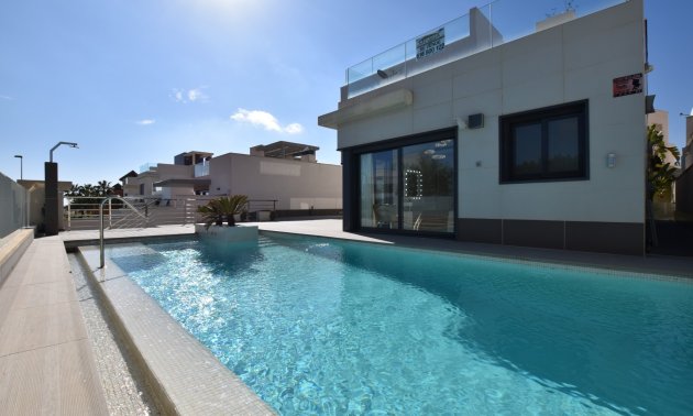 Resale - Villa -
San Miguel de Salinas - La Cañada - Los Alcores