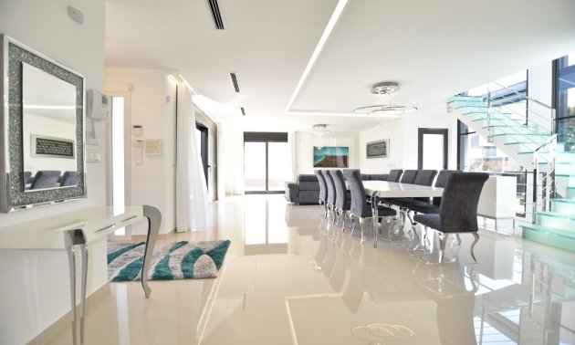 Resale - Villa -
San Miguel de Salinas - La Cañada - Los Alcores