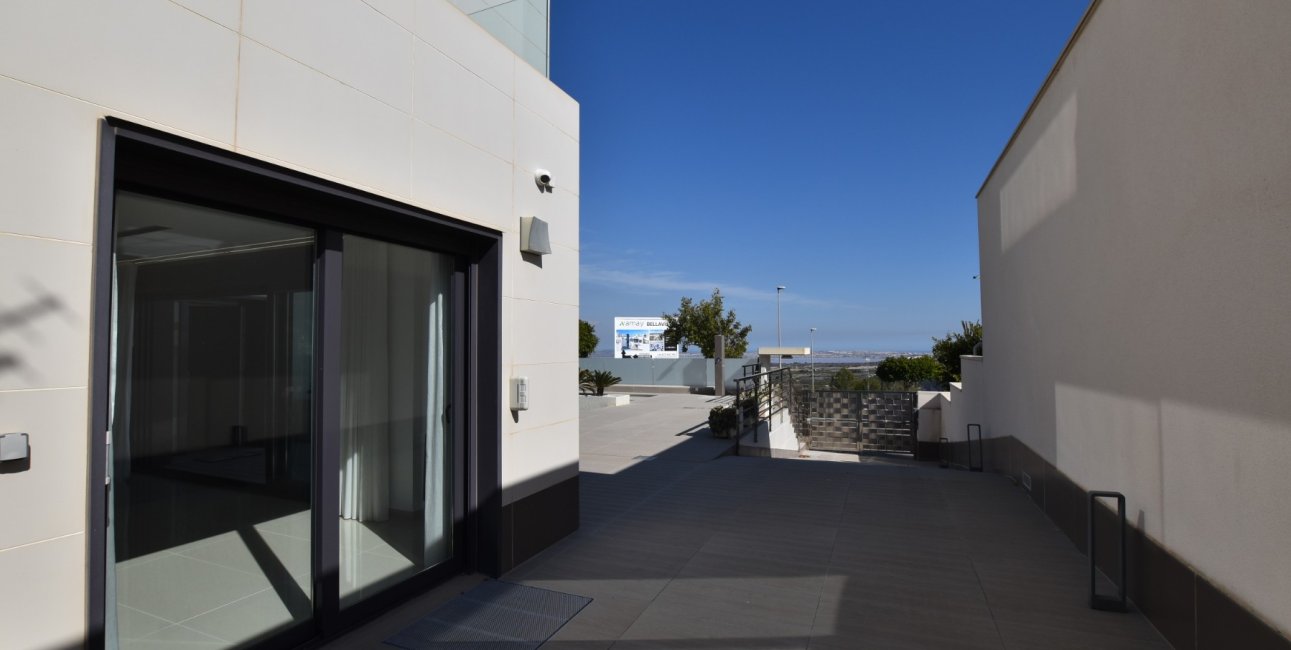 Resale - Villa -
San Miguel de Salinas - La Cañada - Los Alcores