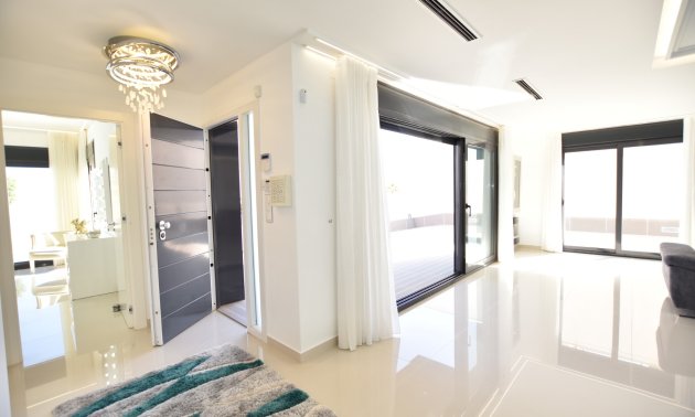 Resale - Villa -
San Miguel de Salinas - La Cañada - Los Alcores