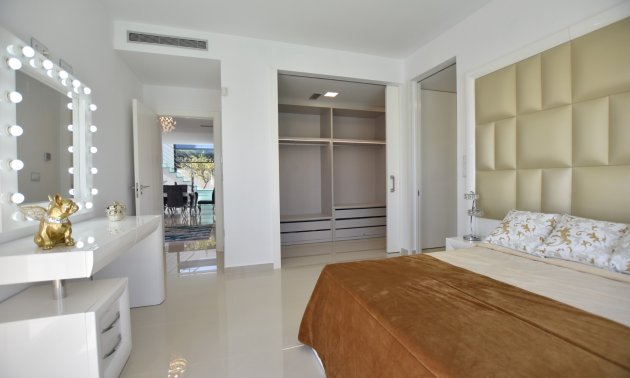 Resale - Villa -
San Miguel de Salinas - La Cañada - Los Alcores