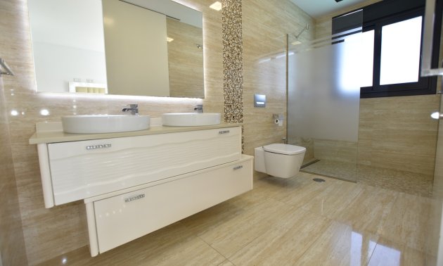 Resale - Villa -
San Miguel de Salinas - La Cañada - Los Alcores