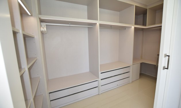 Resale - Villa -
San Miguel de Salinas - La Cañada - Los Alcores