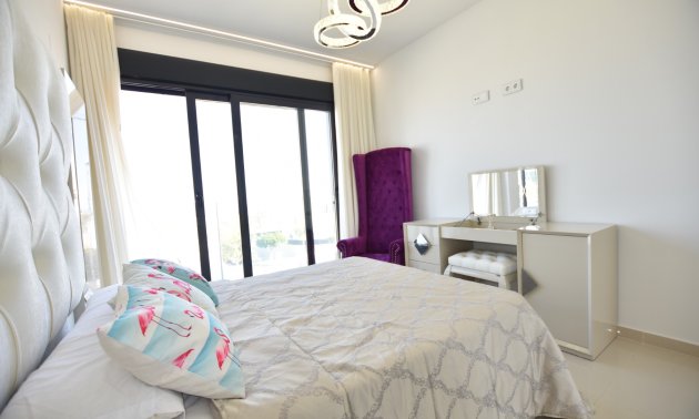 Resale - Villa -
San Miguel de Salinas - La Cañada - Los Alcores