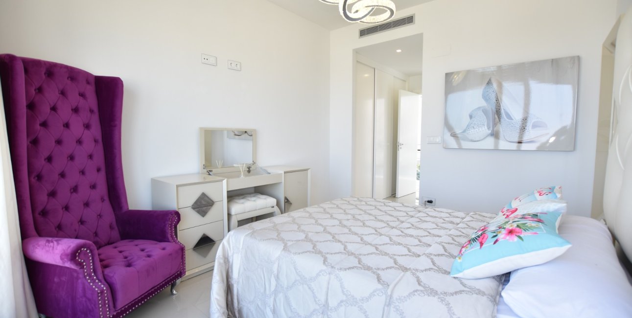 Resale - Villa -
San Miguel de Salinas - La Cañada - Los Alcores