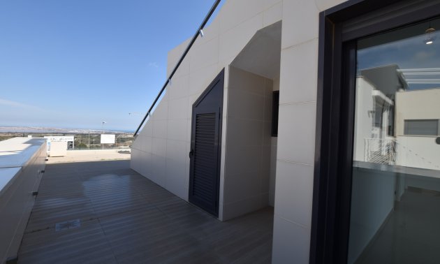 Resale - Villa -
San Miguel de Salinas - La Cañada - Los Alcores
