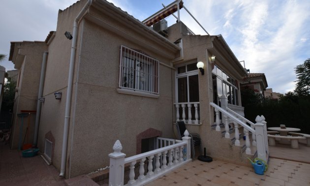 Resale - Villa -
Algorfa - Montemar
