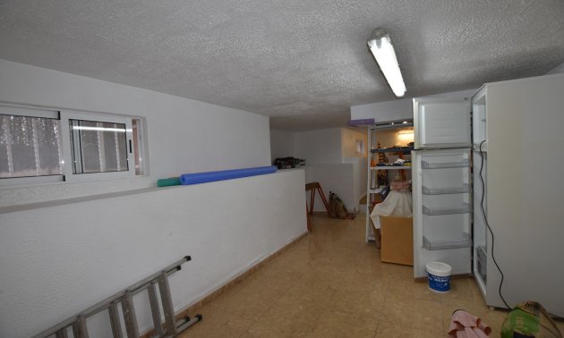 Resale - Villa -
Algorfa - Montemar
