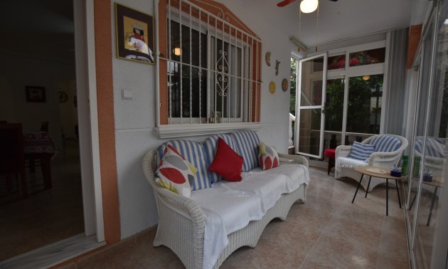 Resale - Villa -
Algorfa - Montemar