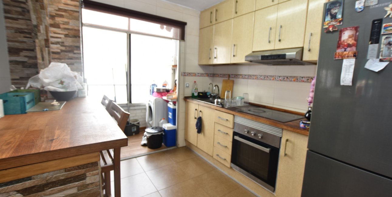 Resale - Apartment / flat -
Torrevieja - Torrevieja - Centre