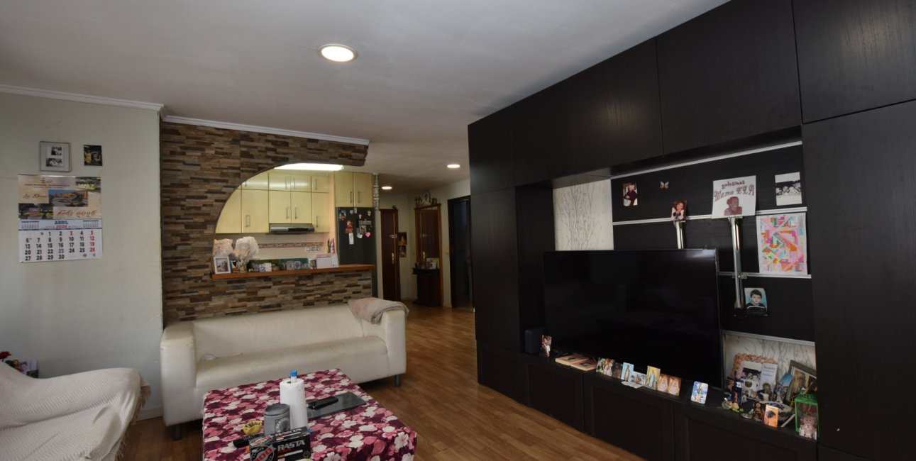 Resale - Apartment / flat -
Torrevieja - Torrevieja - Centre