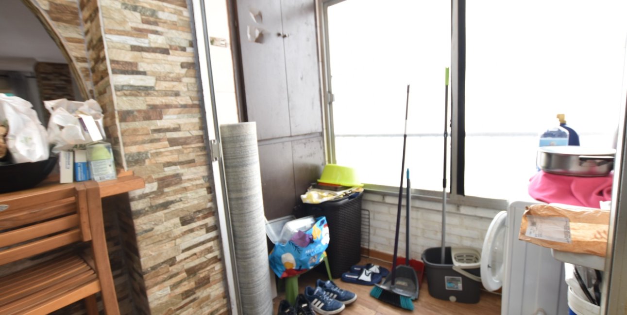 Resale - Apartment / flat -
Torrevieja - Torrevieja - Centre