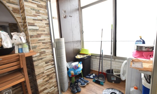 Resale - Apartment / flat -
Torrevieja - Torrevieja - Centre