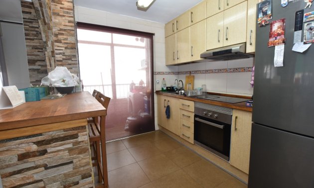 Resale - Apartment / flat -
Torrevieja - Torrevieja - Centre