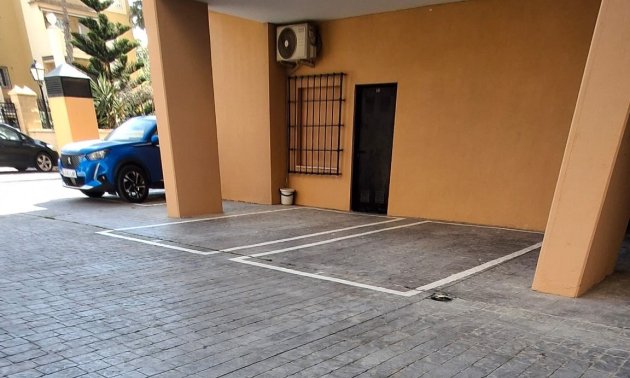 Rynek wtórny - Mieszkanie  -
Torrevieja - Playa de los Locos