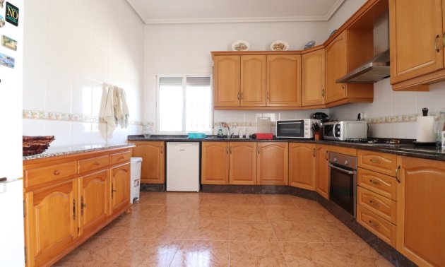 Resale - Country House -
Albatera - Albatera - Country