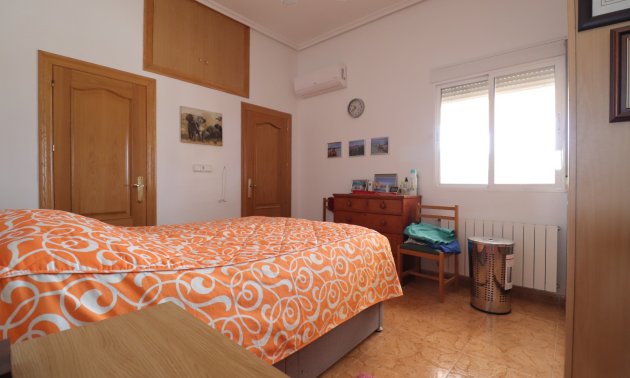 Resale - Country House -
Albatera - Albatera - Country
