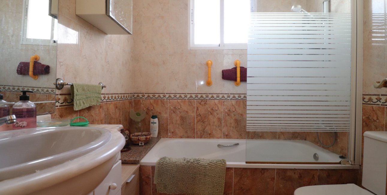 Resale - Country House -
Albatera - Albatera - Country
