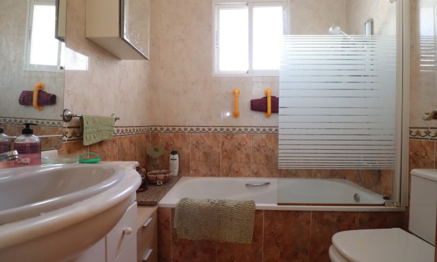 Resale - Country House -
Albatera - Albatera - Country
