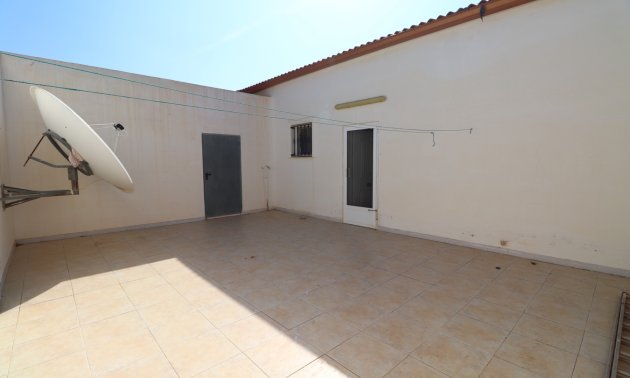 Resale - Country House -
Albatera - Albatera - Country