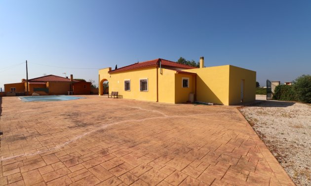 Resale - Country House -
Albatera - Albatera - Country