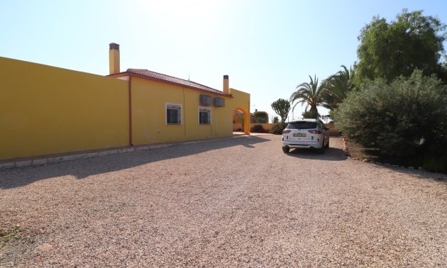 Resale - Country House -
Albatera - Albatera - Country