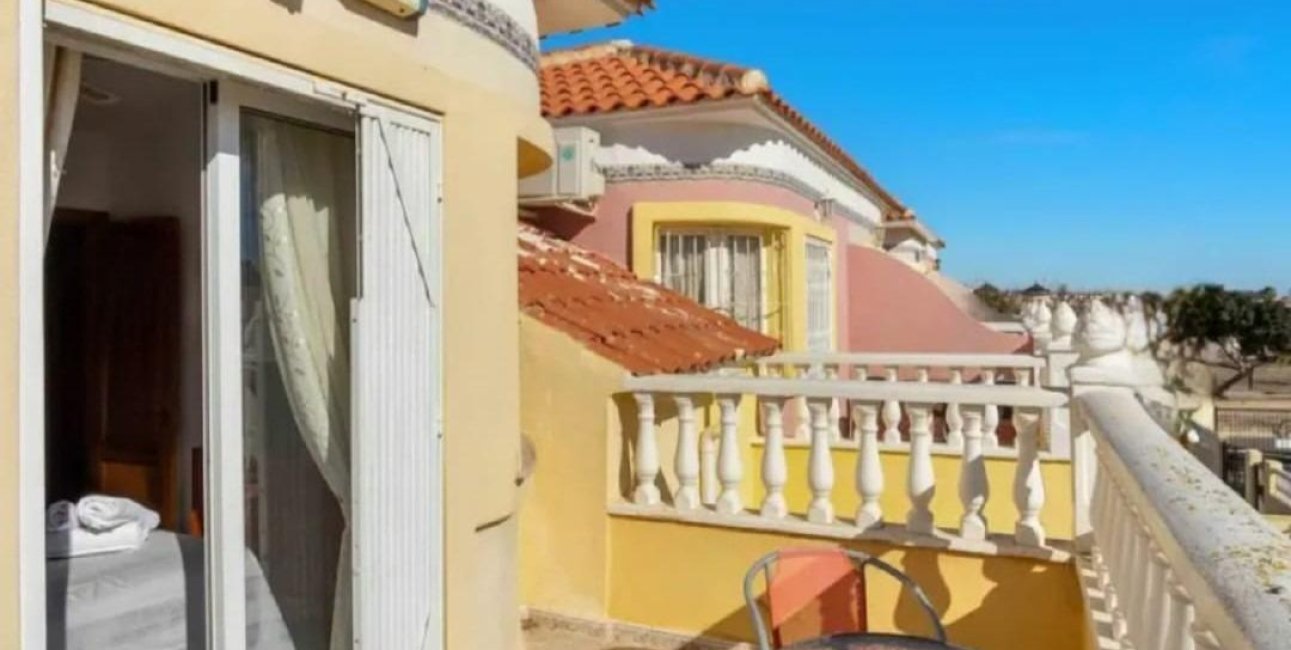 Rynek wtórny - Bungalow -
Orihuela Costa - Lomas de Cabo Roig