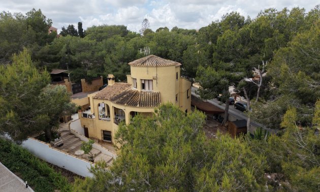 Reventa - Villa -
Orihuela Costa - Villamartin