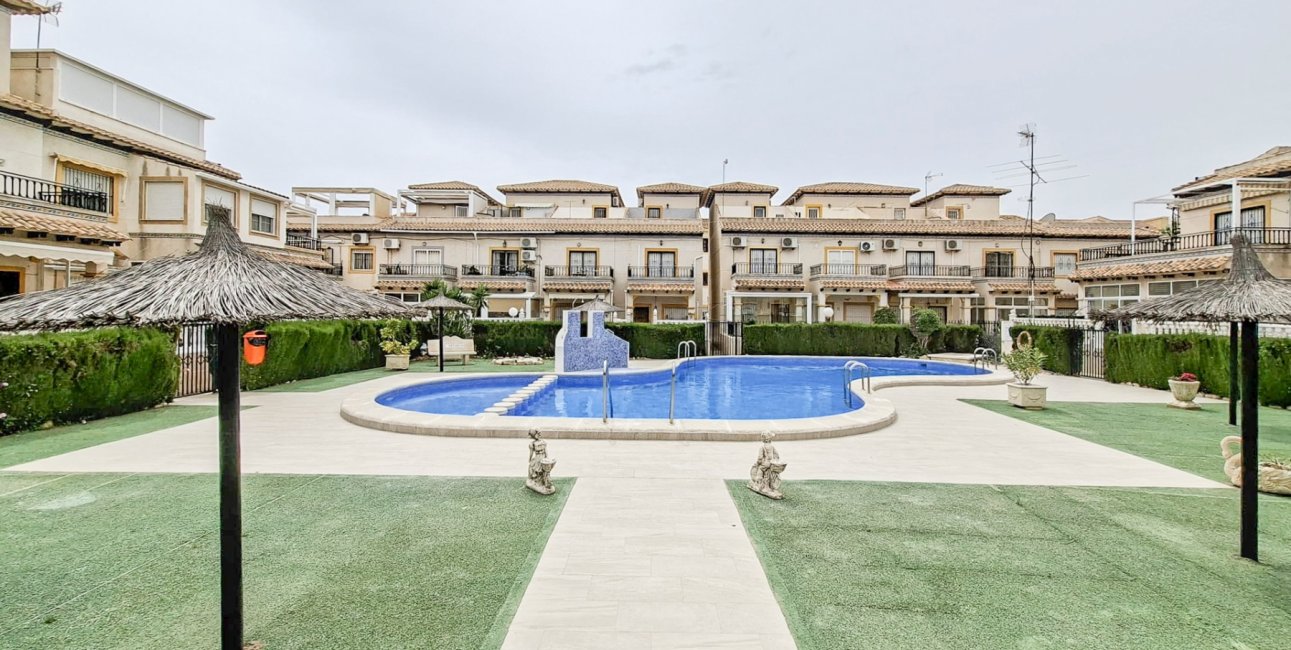 Resale - Apartment / flat -
Orihuela Costa - Playa Flamenca